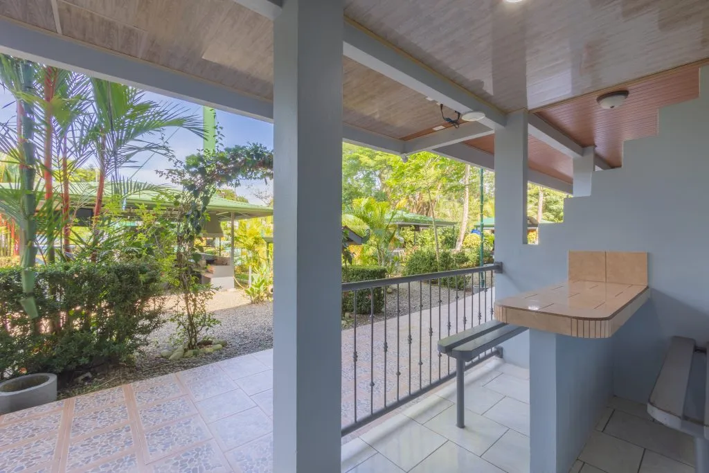 Uvita-Hotel-Budget-Triple-Room